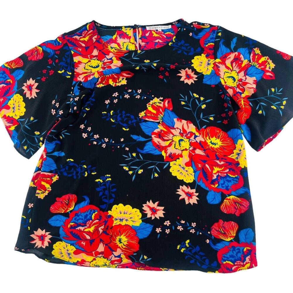 Violet + Claire Womens Size Medium Pullover Short Sleeves Floral Colorful